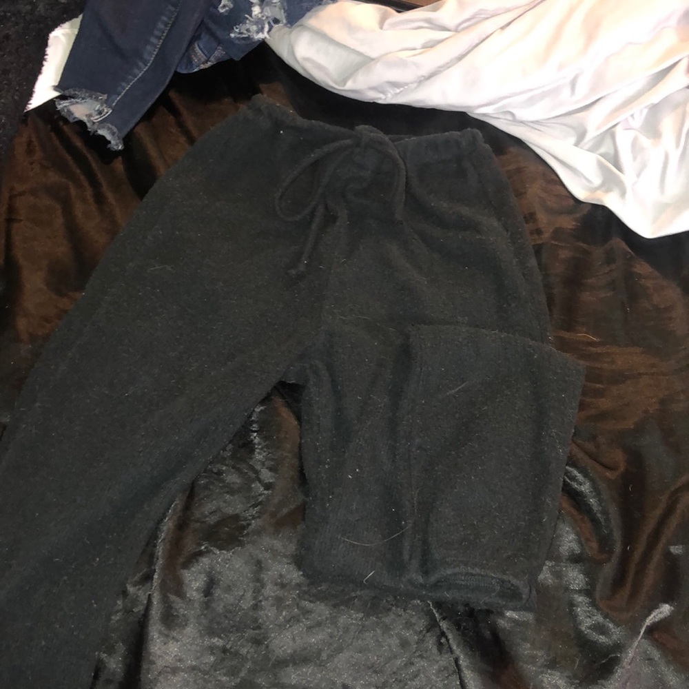 Black cozy joggers
